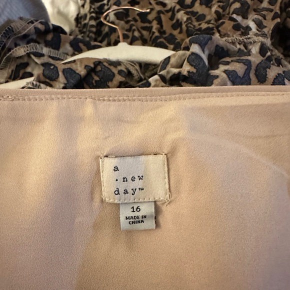 A New Day Shimmering Beige Mini Skirt - Picture 3 of 3